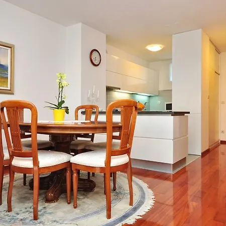 Apartment Lux M&l *